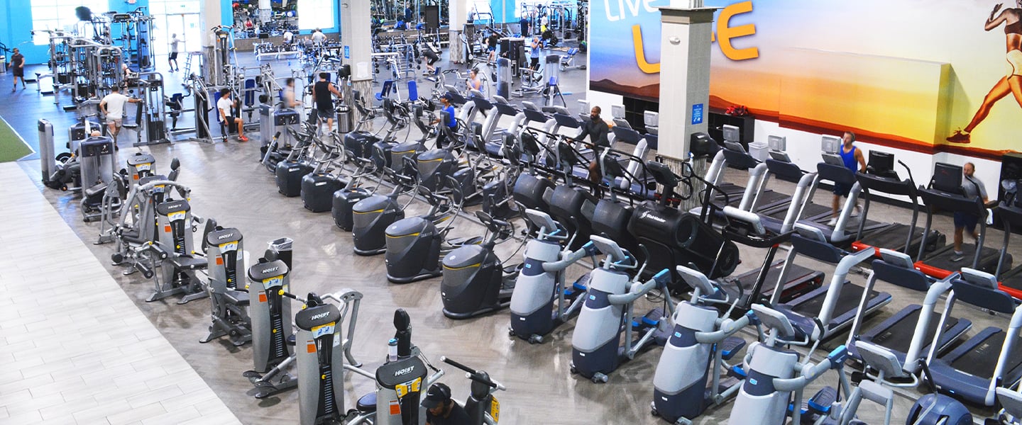 Onelife Fitness Alexandria Gym and Health Club